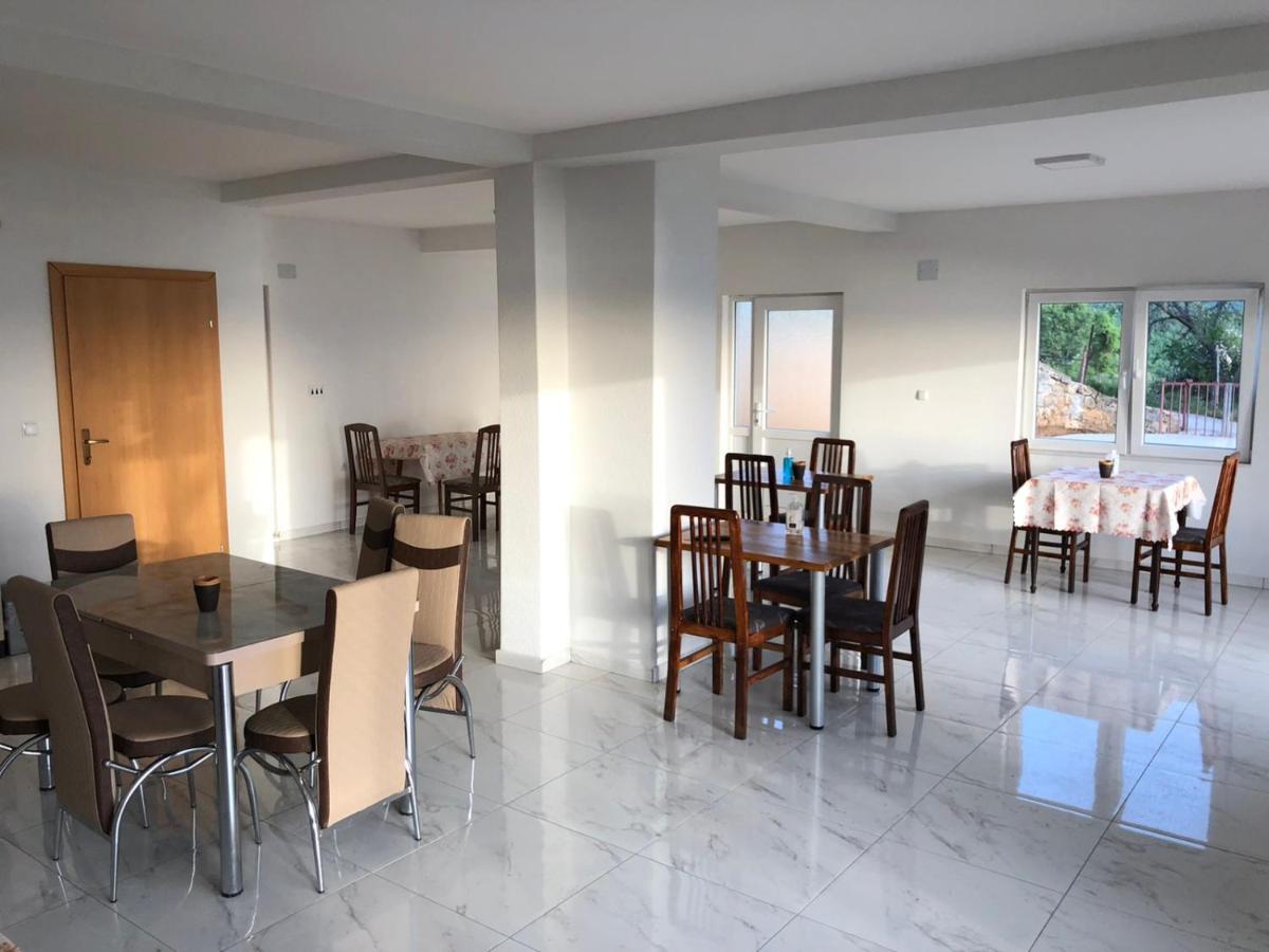 Risteski Guest House Elshani Εξωτερικό φωτογραφία