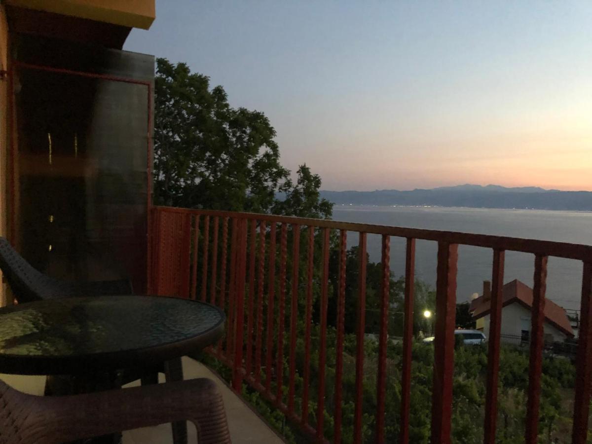 Risteski Guest House Elshani Εξωτερικό φωτογραφία