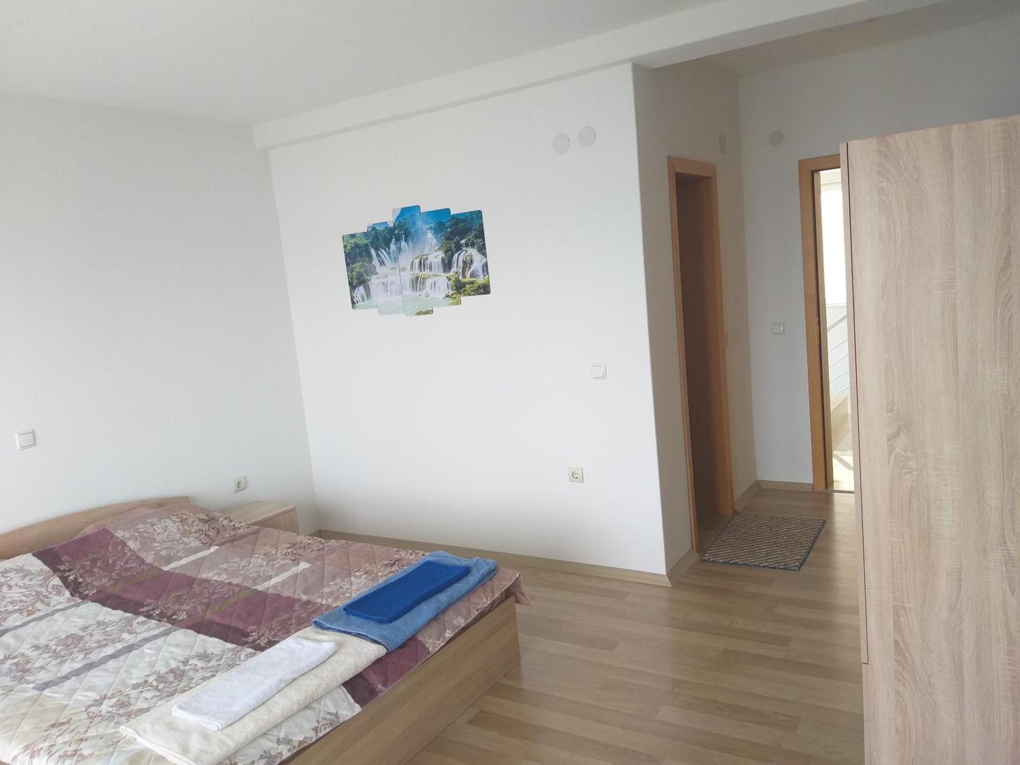 Risteski Guest House Elshani Δωμάτιο φωτογραφία